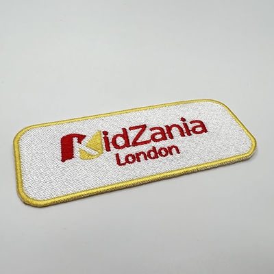 Washable σίδηρος συνήθειας στα κεντημένα μπαλώματα που ντύνουν υφαμένα τα όνομα μπαλώματα ετικετών