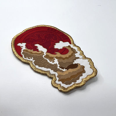 Διακοσμημένο Nature Custom Iron on Woven Patch Merrow Border Sew On Patches for Clothing