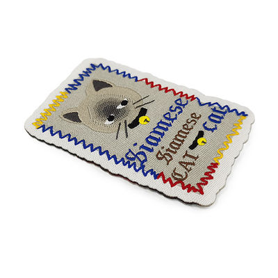 Ο Washable σίδηρος στα μπαλώματα λογότυπων συνήθειας συρρικνώνεται υφαμένο τον απόδειξη τύπο υφάσματος