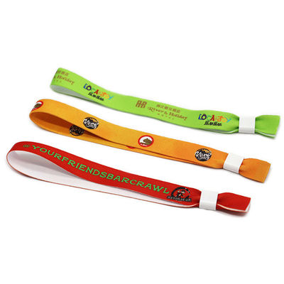 Τυπωμένο ζώνη ύφασμα Wristbands κόμματος γεγονότος ζωνών καρπών πολυεστέρα υφαμένο κορδέλλα